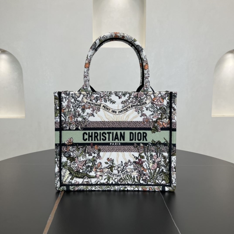 Dior Shopping Bags